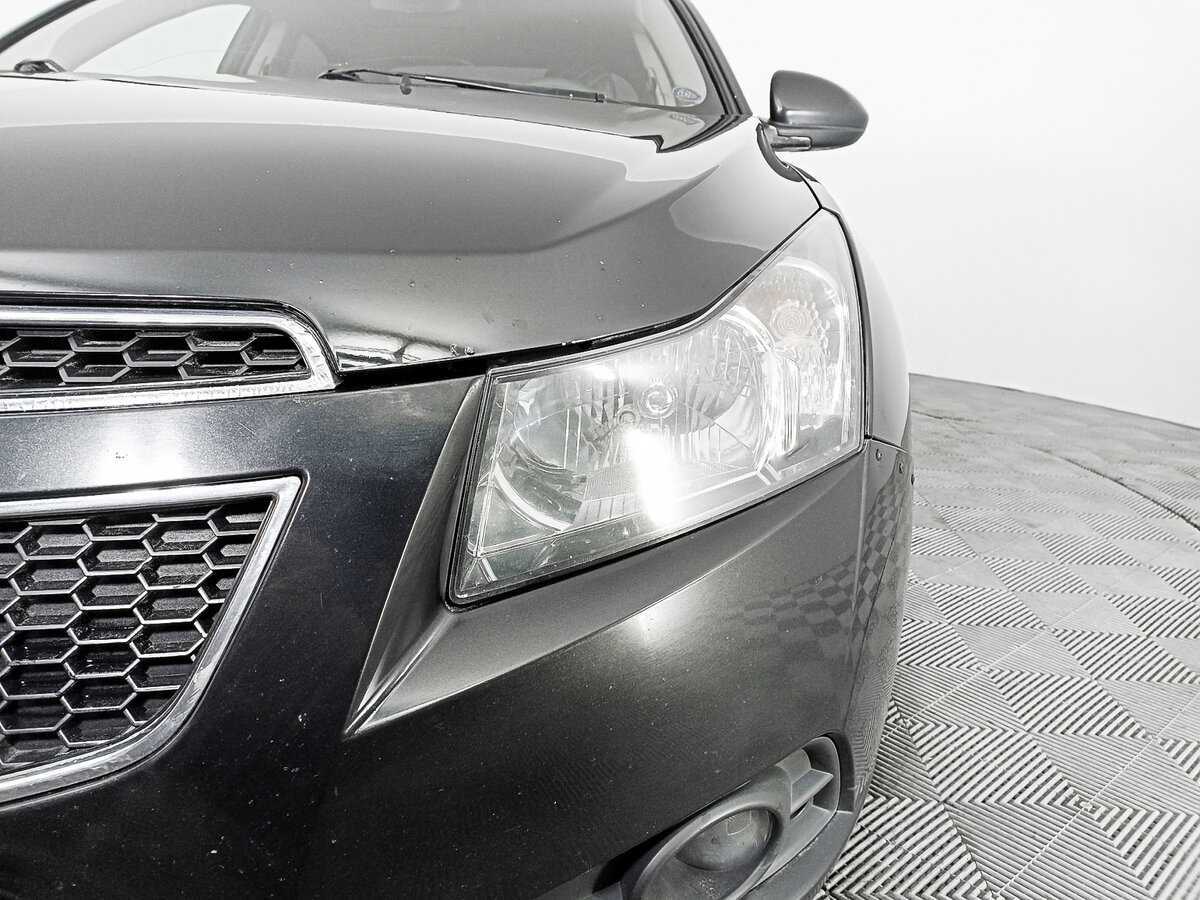 Chevrolet Cruze с пробегом — 2012 год. Фото: #13