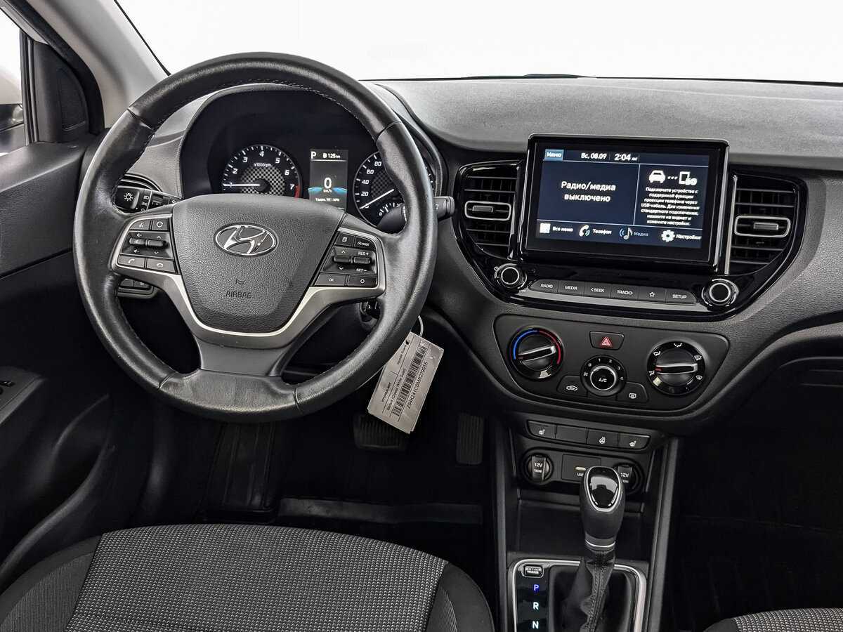 Hyundai Solaris с пробегом — 2021 год. Фото: #15