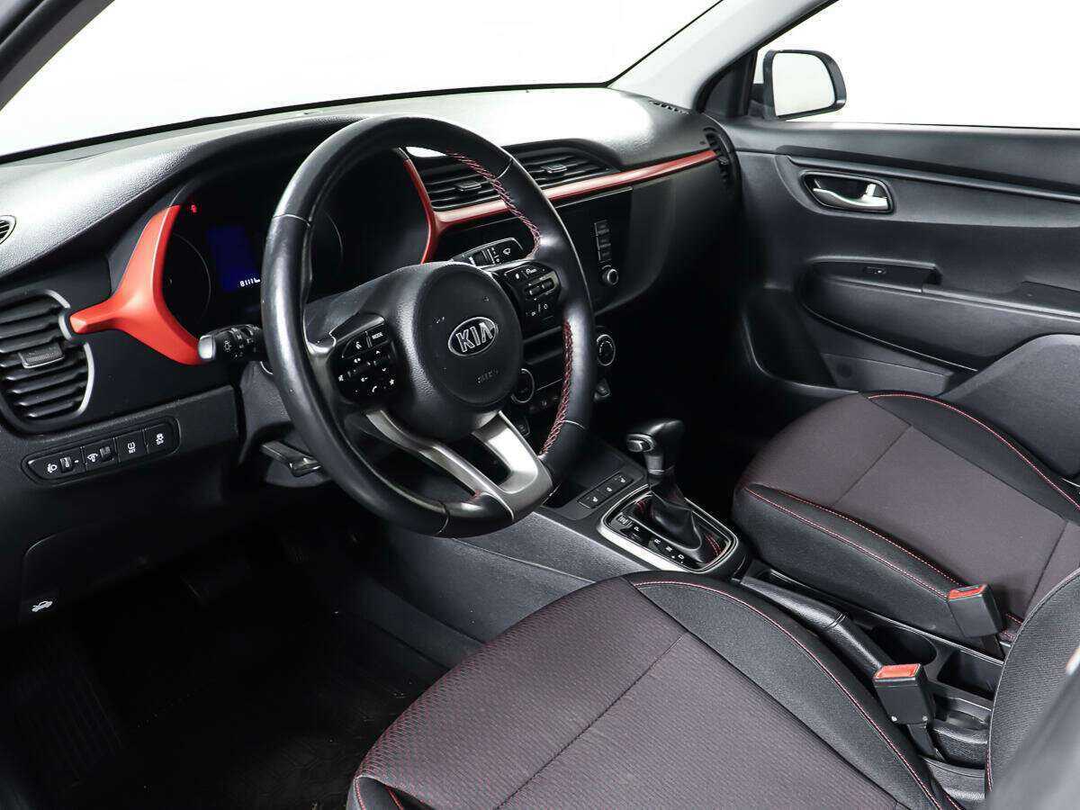 Kia Rio с пробегом — 2021 год. Фото: #13