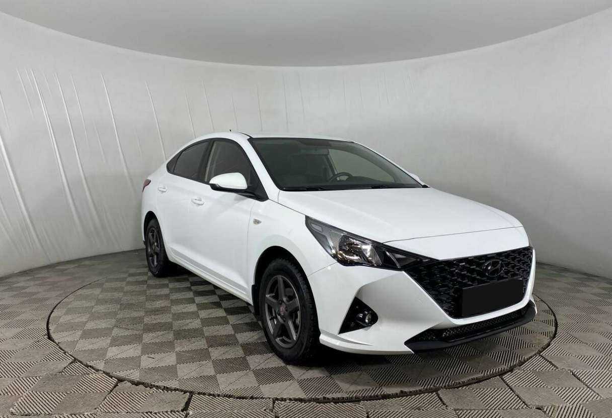 Hyundai Solaris с пробегом — 2021 год. Фото: #2