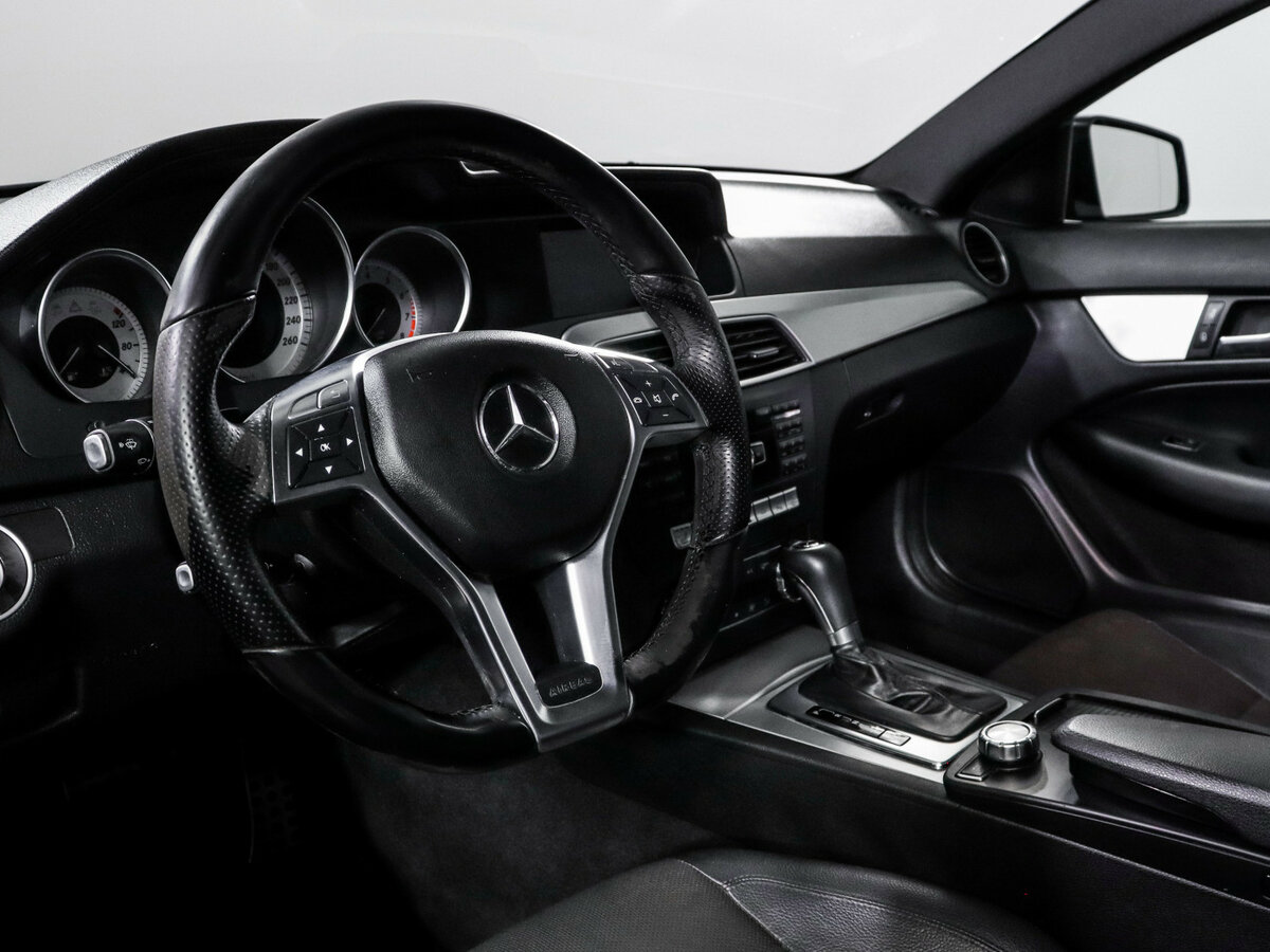 Mercedes-Benz C-Класс с пробегом — 2012 год. Фото: #12