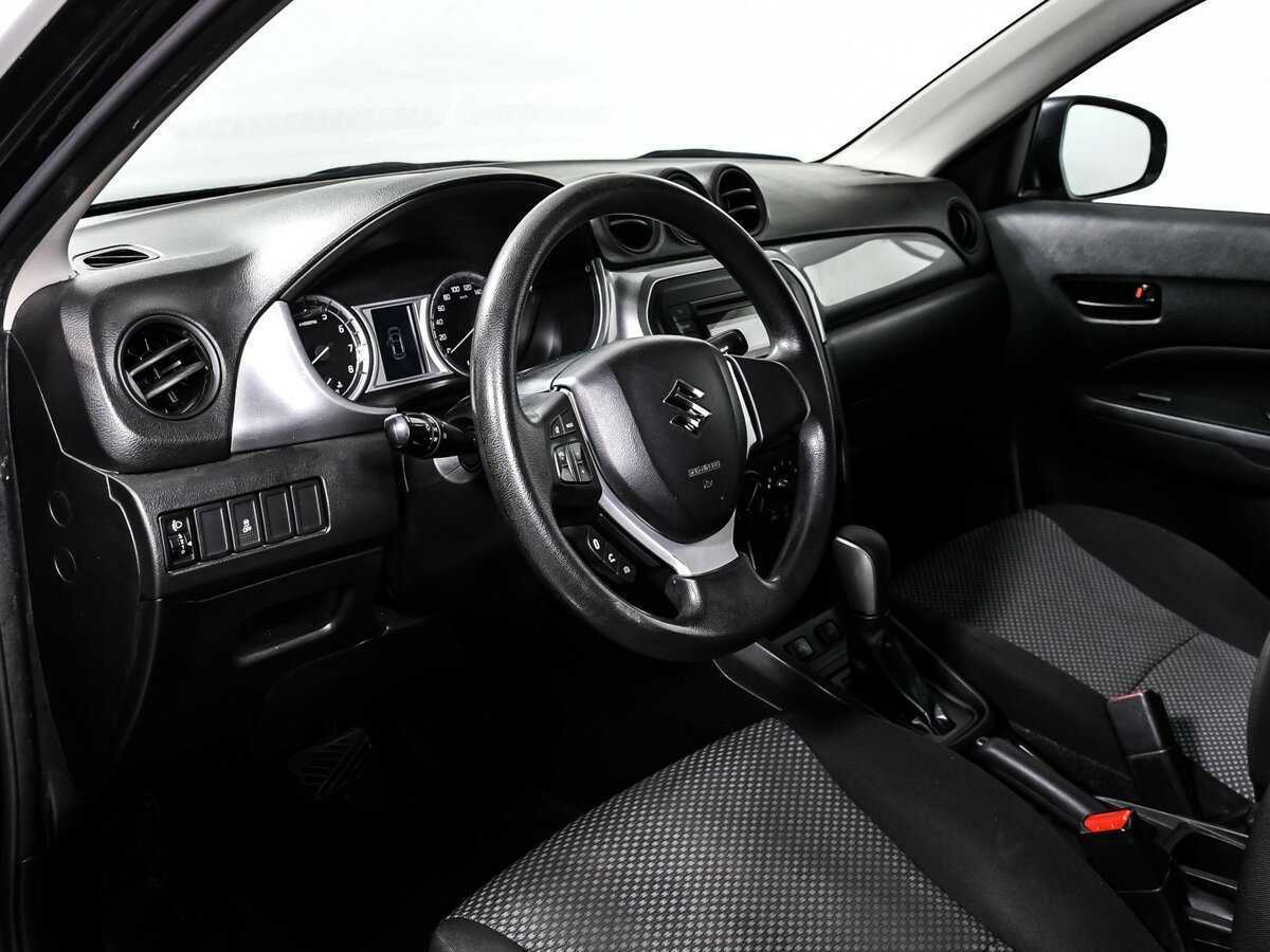 Suzuki Vitara с пробегом — 2016 год. Фото: #11