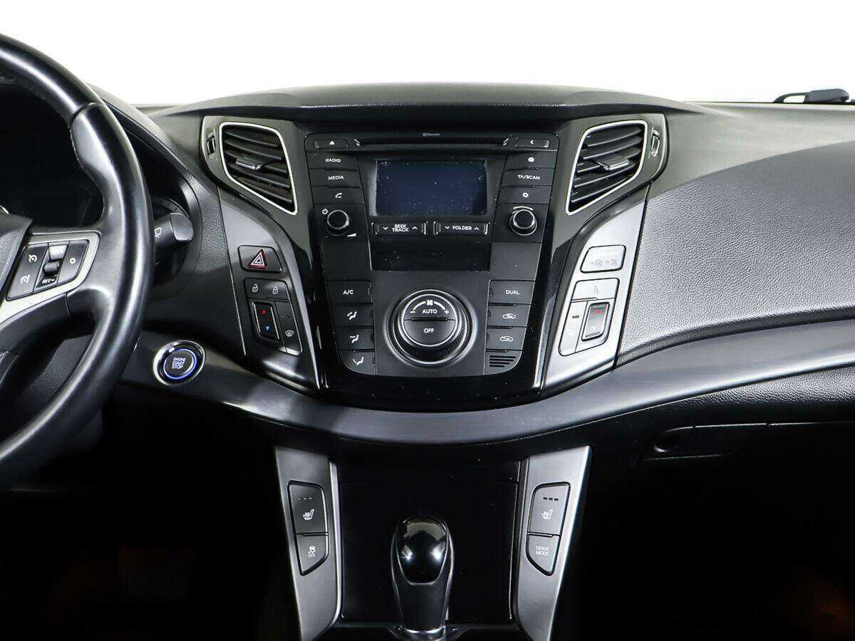 Hyundai i40 с пробегом — 2015 год. Фото: #11