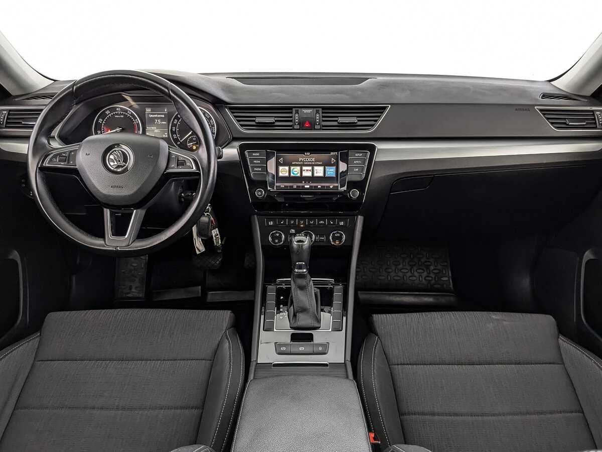 Skoda Superb с пробегом — 2018 год. Фото: #9