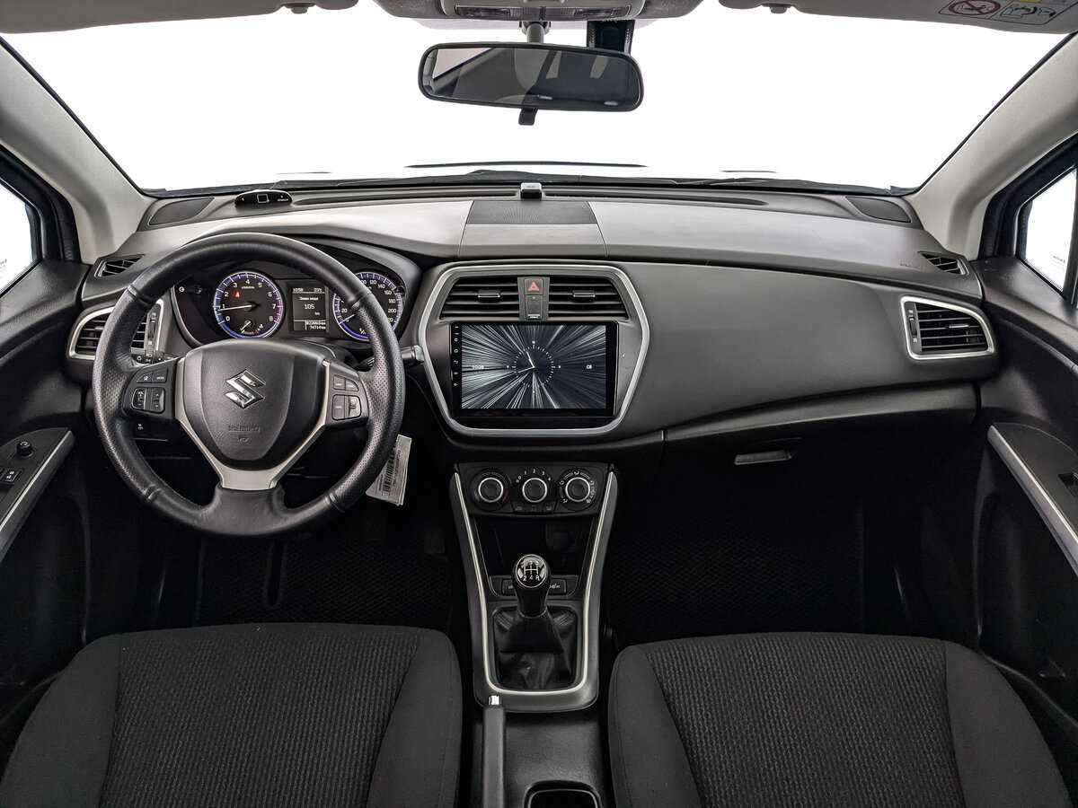 Suzuki SX4 с пробегом — 2018 год. Фото: #9