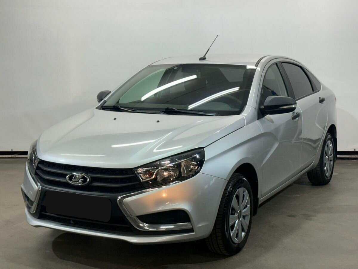 Lada (ВАЗ) Vesta с пробегом — 2016 год. Посмотреть фото