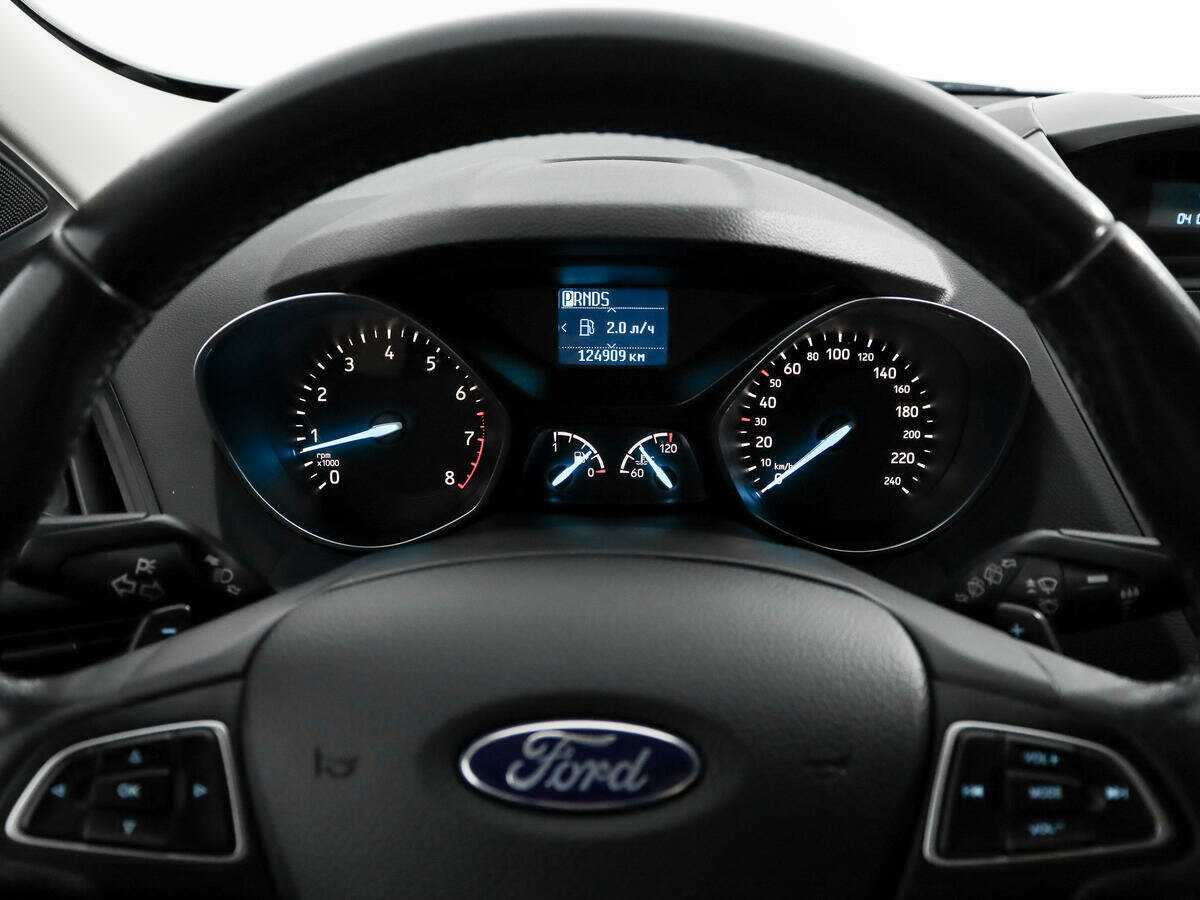 Ford Kuga с пробегом — 2018 год. Фото: #13