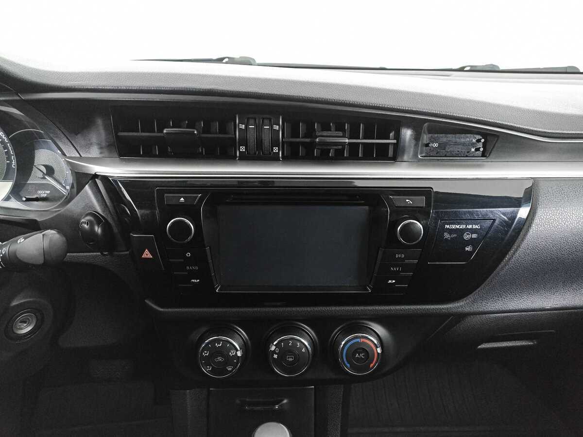 Toyota Corolla с пробегом — 2013 год. Фото: #12