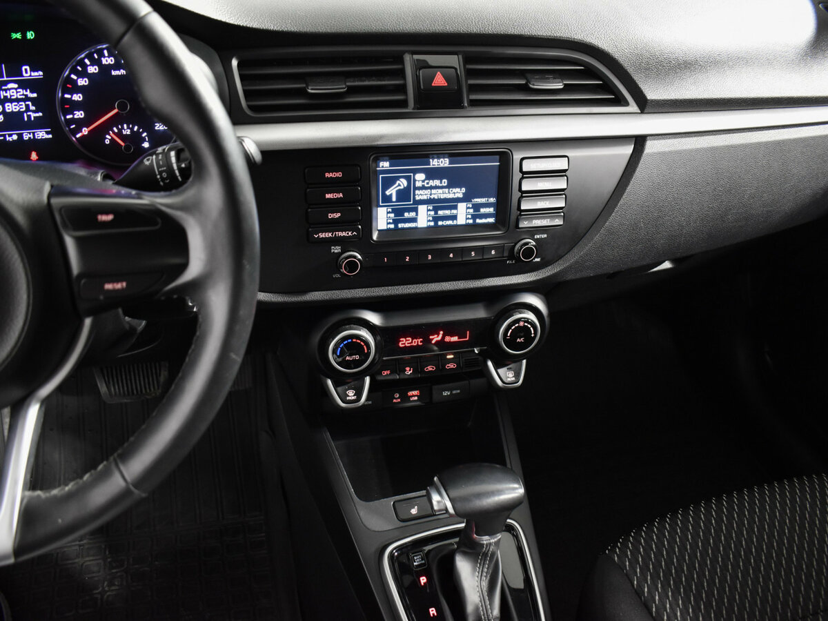 Kia Rio с пробегом — 2018 год. Фото: #17