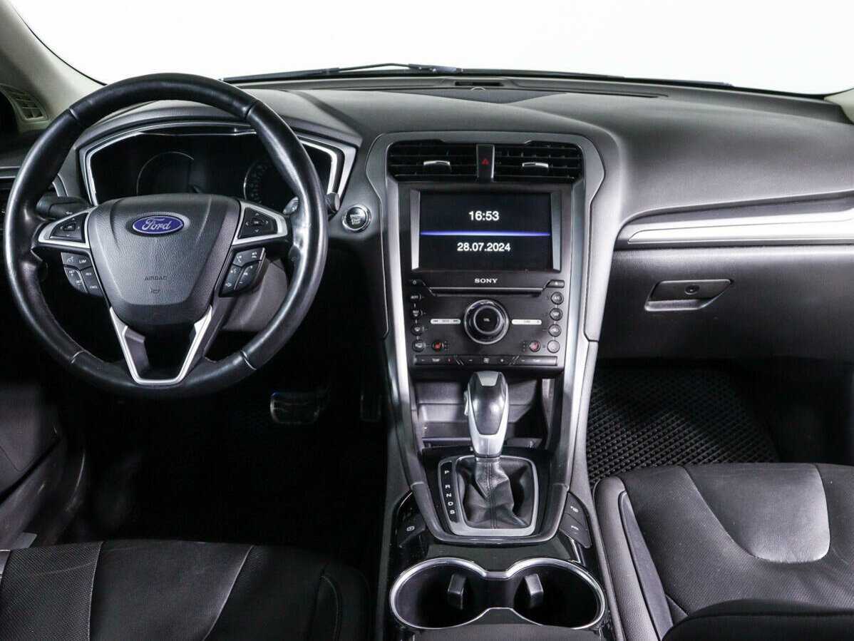 Ford Mondeo с пробегом — 2015 год. Фото: #10