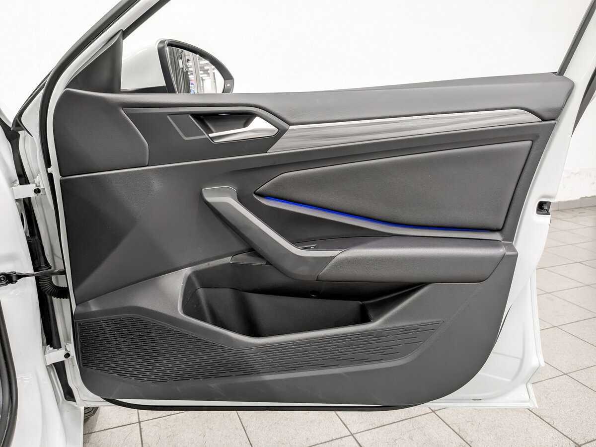 Volkswagen Jetta с пробегом — 2020 год. Фото: #23