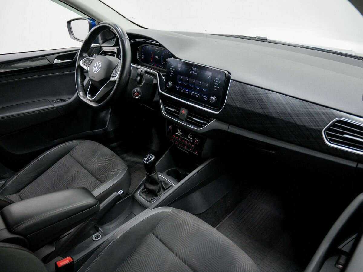 Volkswagen Polo с пробегом — 2020 год. Фото: #6