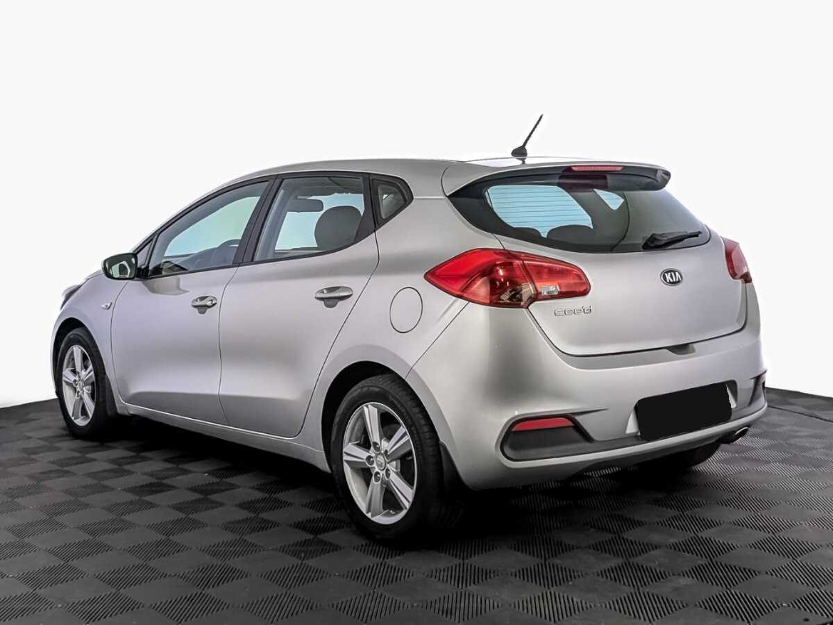 Kia Ceed с пробегом — 2015 год. Фото: #6