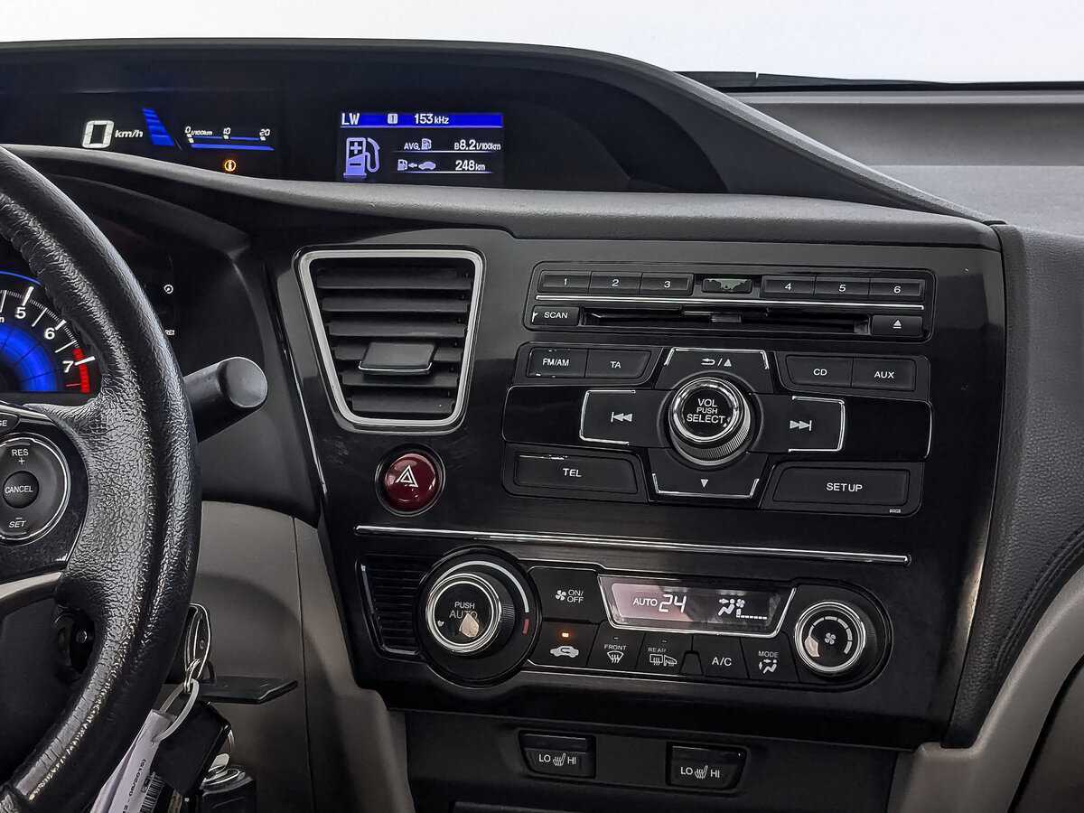 Honda Civic с пробегом — 2013 год. Фото: #15