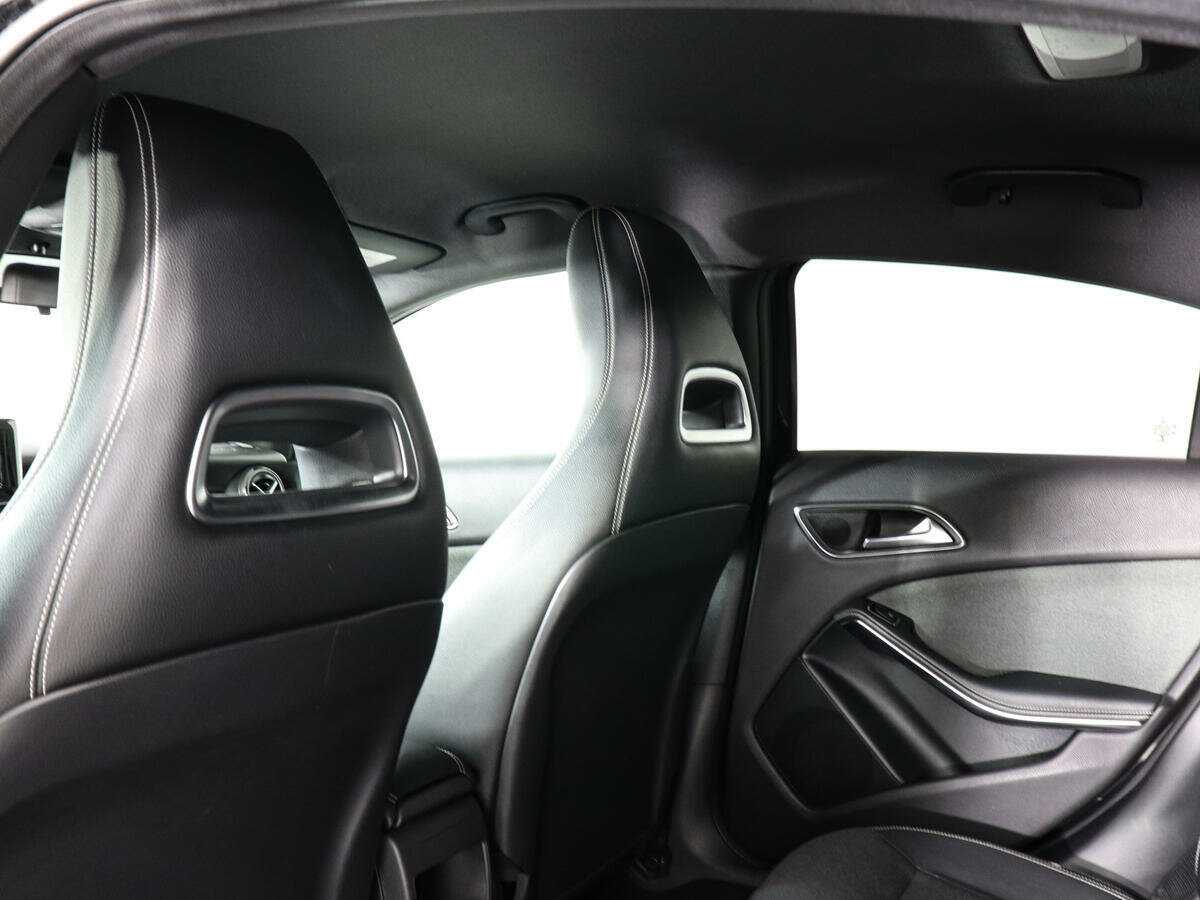 Mercedes-Benz A-Класс с пробегом — 2013 год. Фото: #11