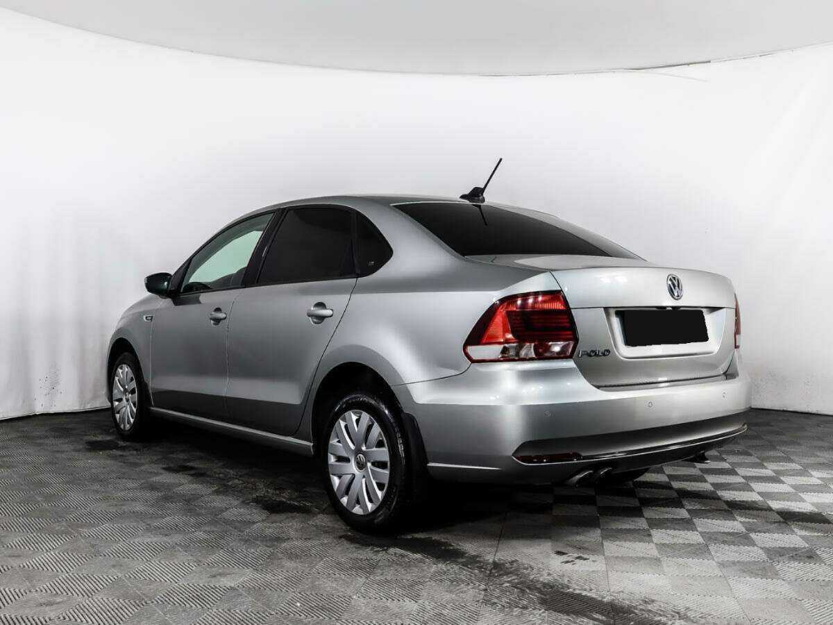 Volkswagen Polo с пробегом — 2018 год. Фото: #6
