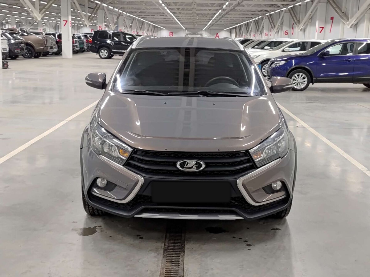 Lada (ВАЗ) Vesta с пробегом — 2019 год. Фото: #1
