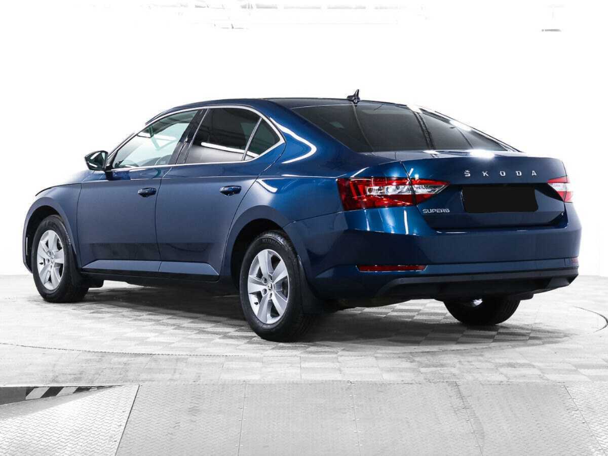 Skoda Superb с пробегом — 2021 год. Фото: #6