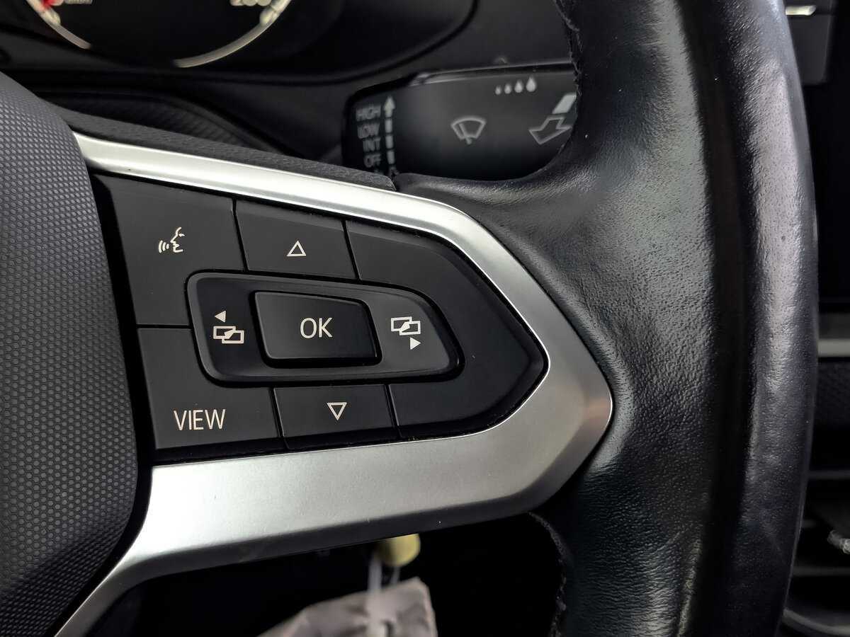 Volkswagen Polo с пробегом — 2020 год. Фото: #27