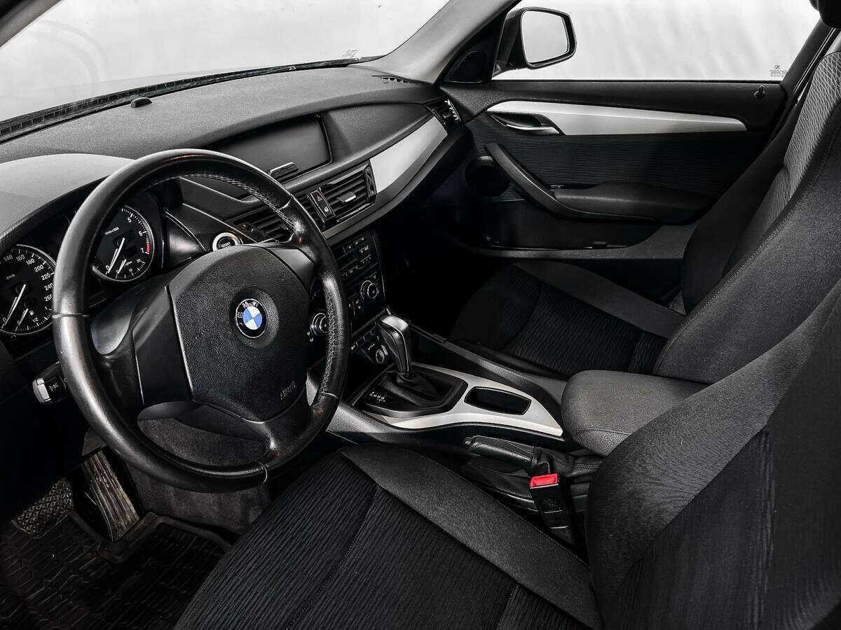 BMW X1 с пробегом — 2013 год. Фото: #8