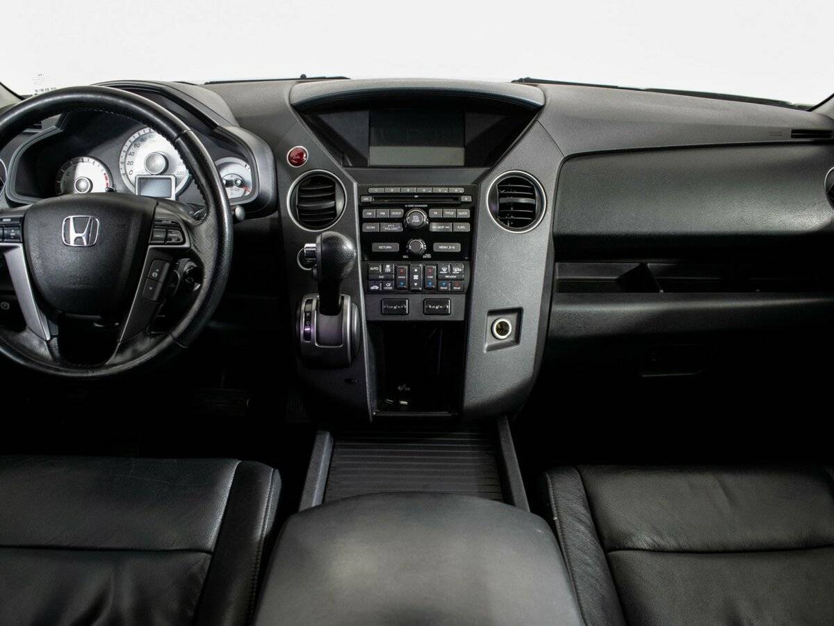 Honda Pilot с пробегом — 2014 год. Фото: #10