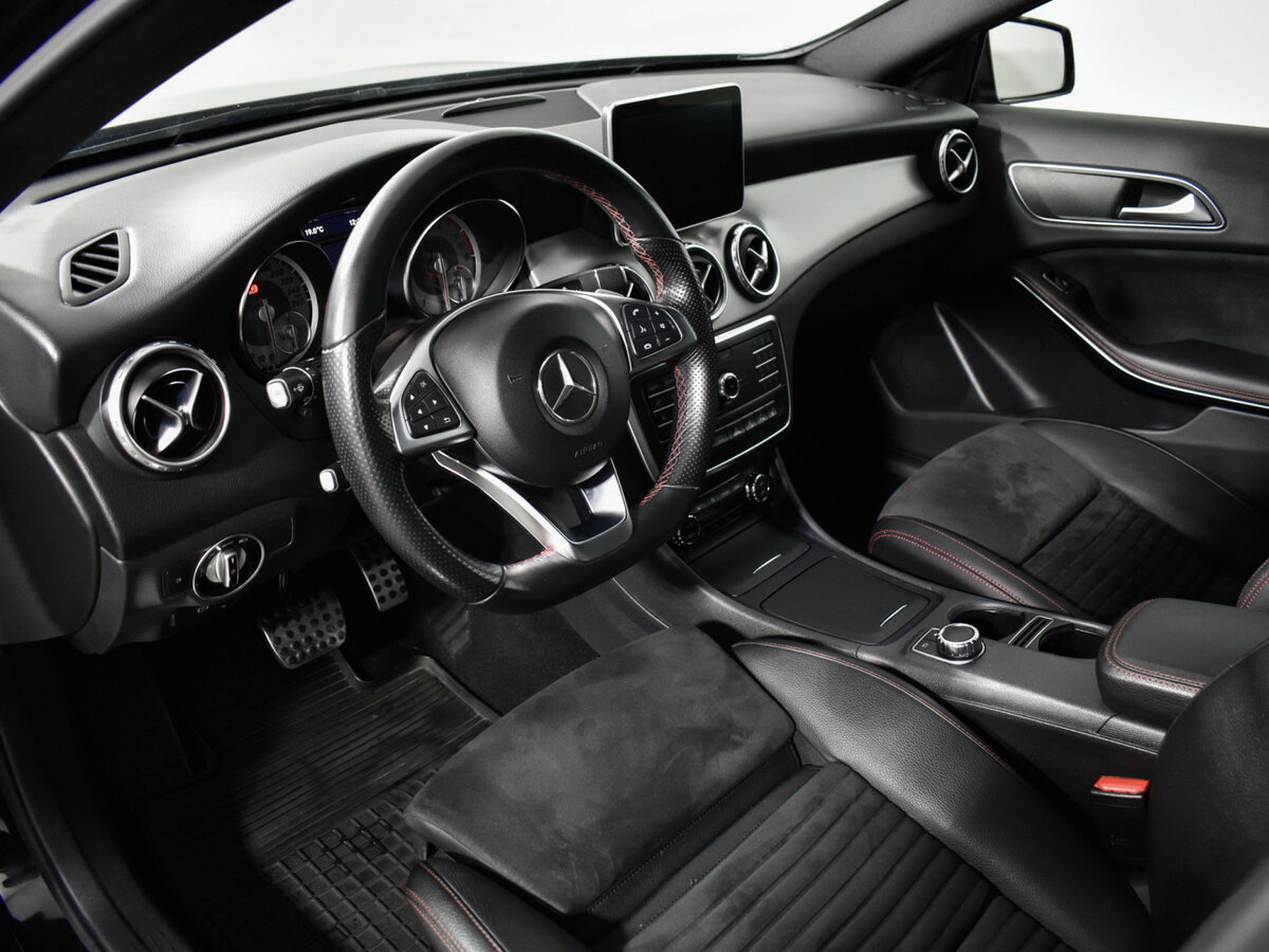 Mercedes-Benz GLA с пробегом — 2016 год. Фото: #8