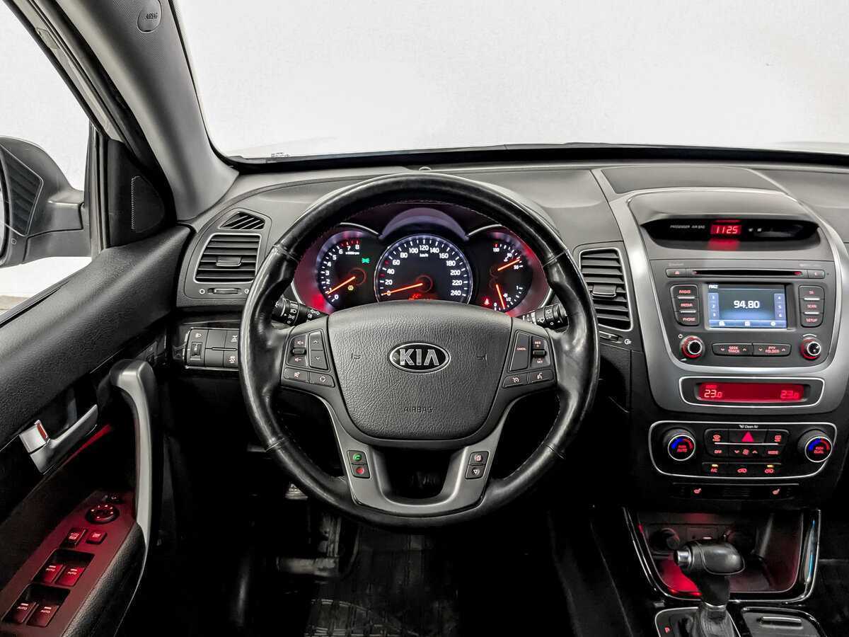 Kia Sorento с пробегом — 2017 год. Фото: #18