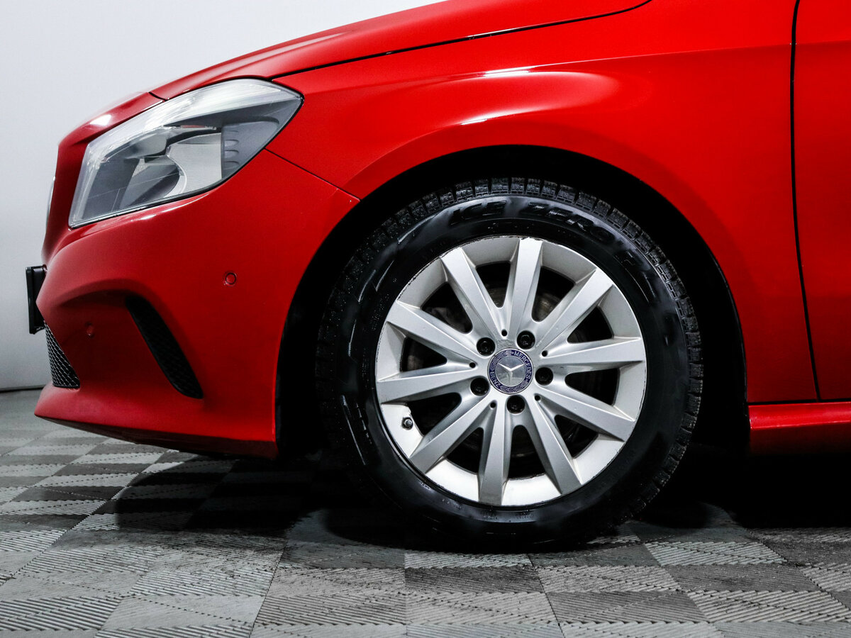 Mercedes-Benz A-Класс с пробегом — 2015 год. Фото: #11