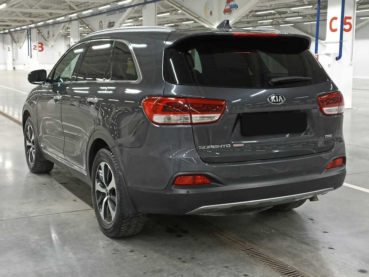 Kia Sorento с пробегом — 2017 год. Фото: #6