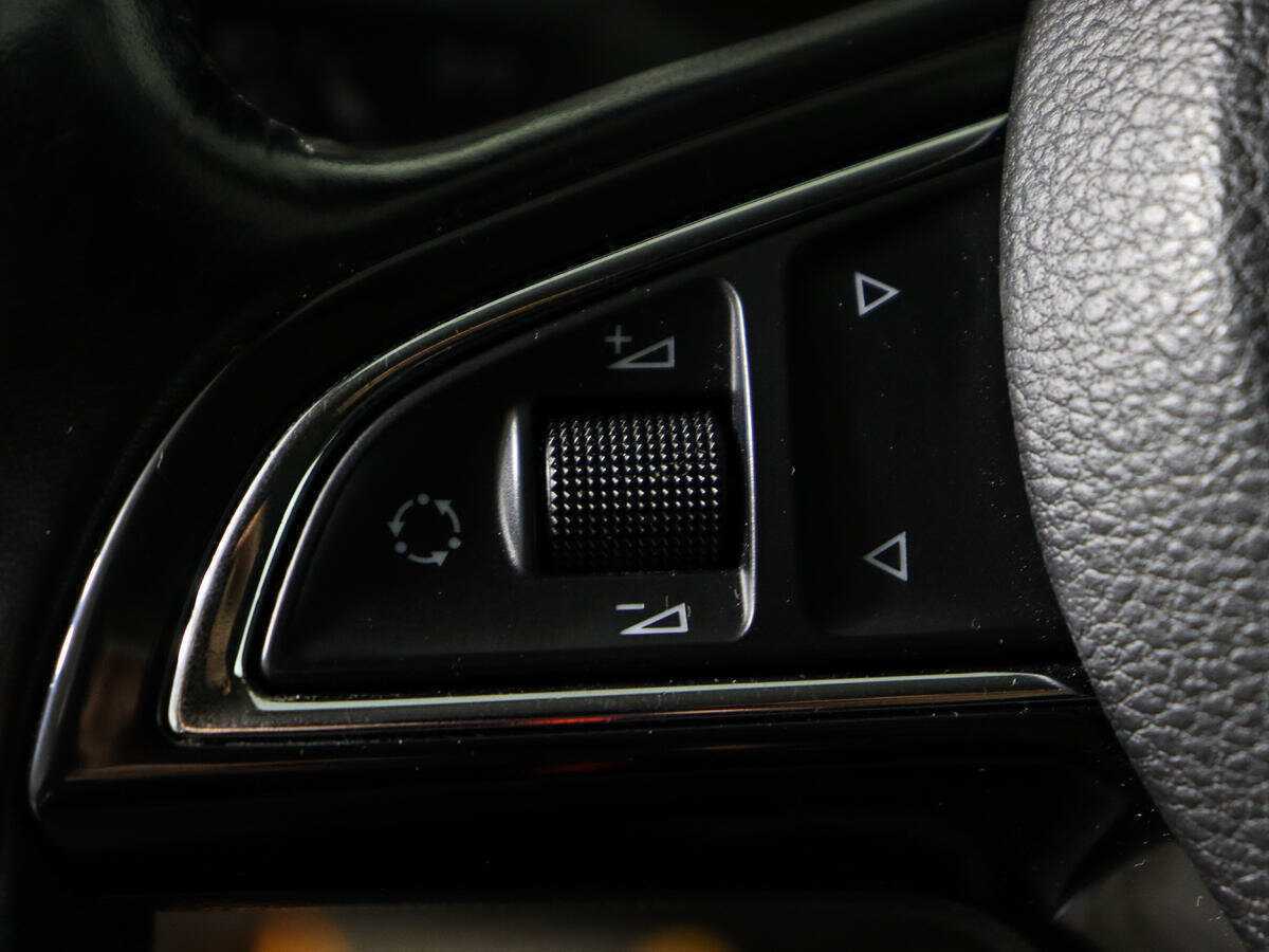 Skoda Superb с пробегом — 2014 год. Фото: #18