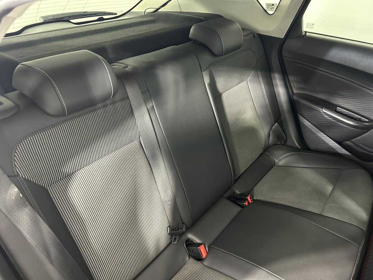 Opel Astra с пробегом — 2012 год. Фото: #14