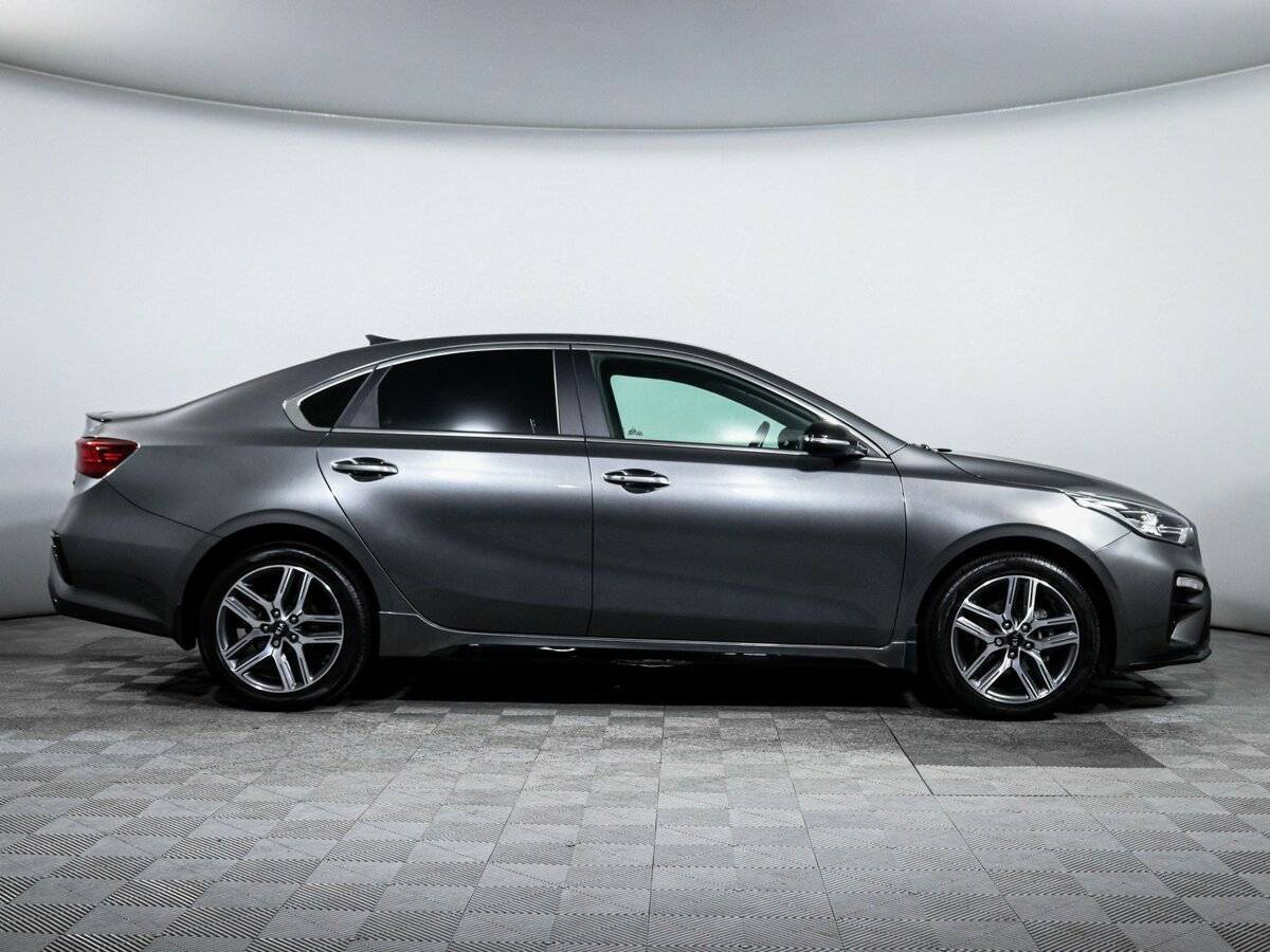 Kia Cerato с пробегом — 2021 год. Фото: #3