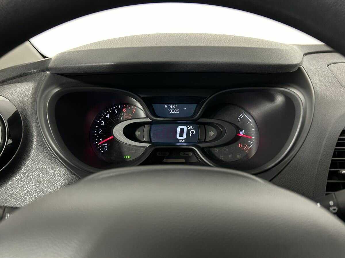 Renault Kaptur с пробегом — 2018 год. Фото: #10