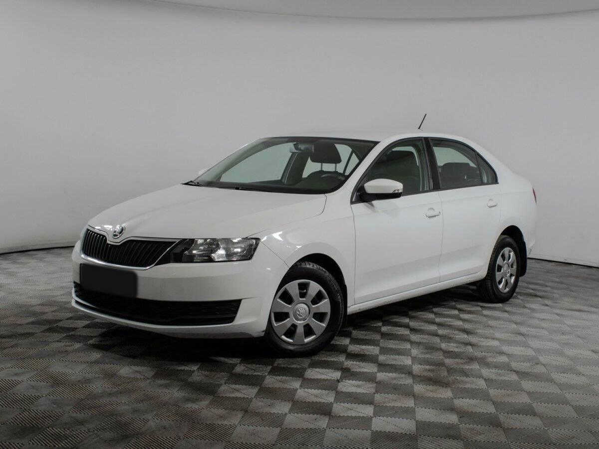 Skoda Rapid с пробегом — 2017 год. Посмотреть фото