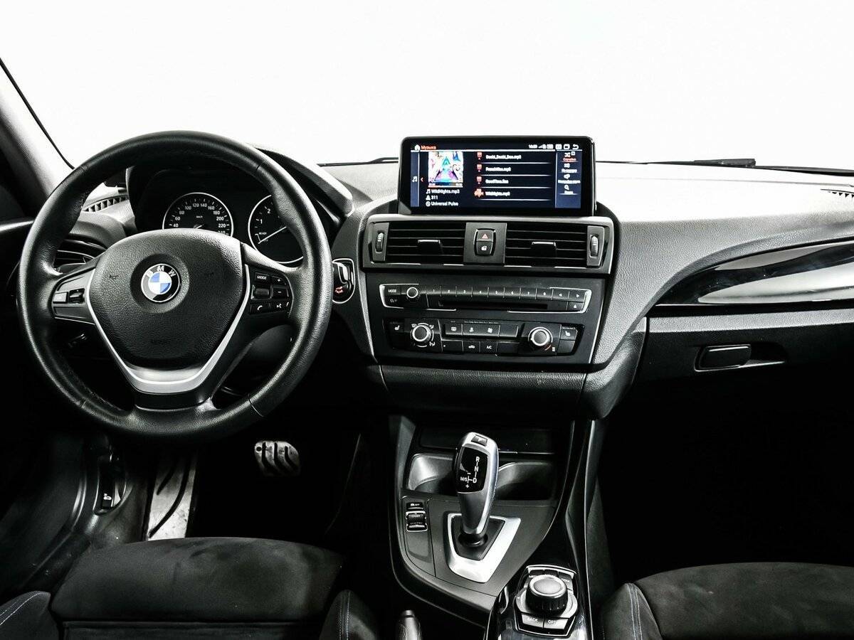 BMW 1 серии с пробегом — 2012 год. Фото: #10