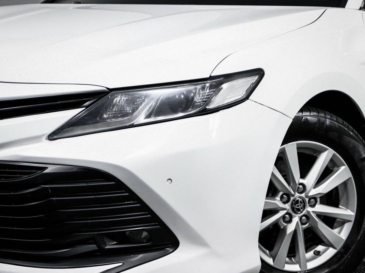 Toyota Camry с пробегом — 2018 год. Фото: #15