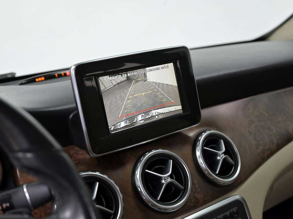 Mercedes-Benz GLA с пробегом — 2014 год. Фото: #8