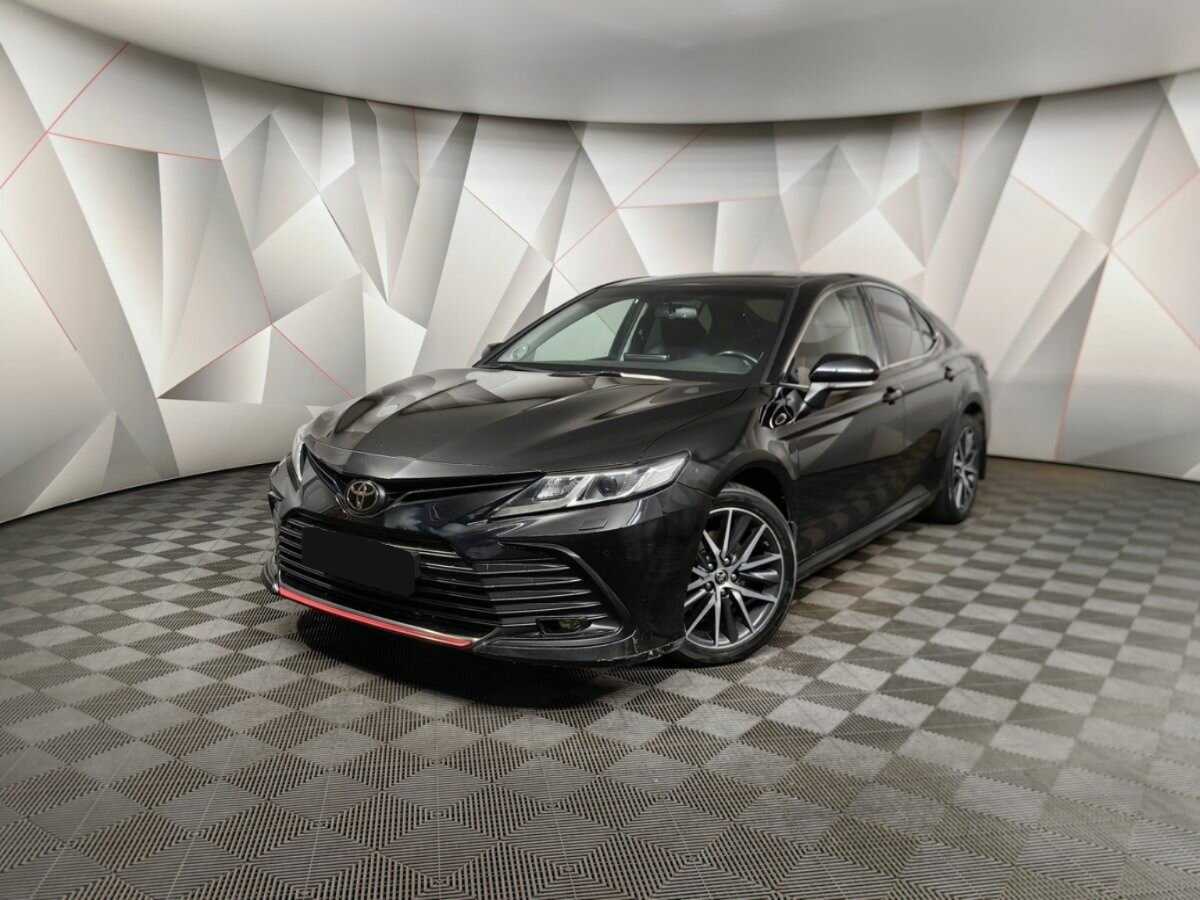 Toyota Camry с пробегом — 2021 год. Фото: #0