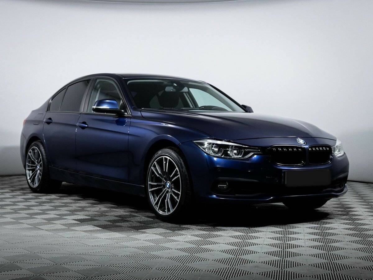 BMW 3 серии с пробегом — 2018 год. Фото: #2
