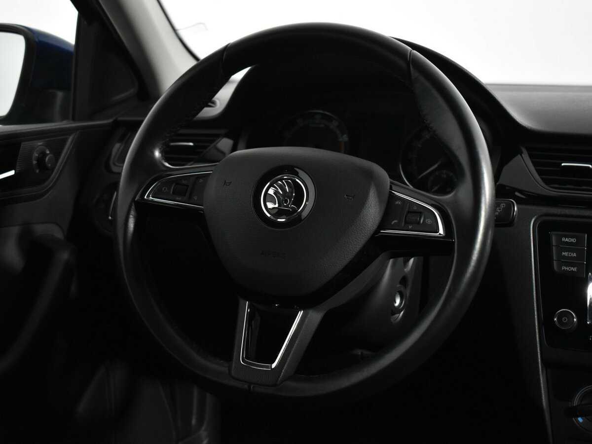 Skoda Rapid с пробегом — 2018 год. Фото: #11