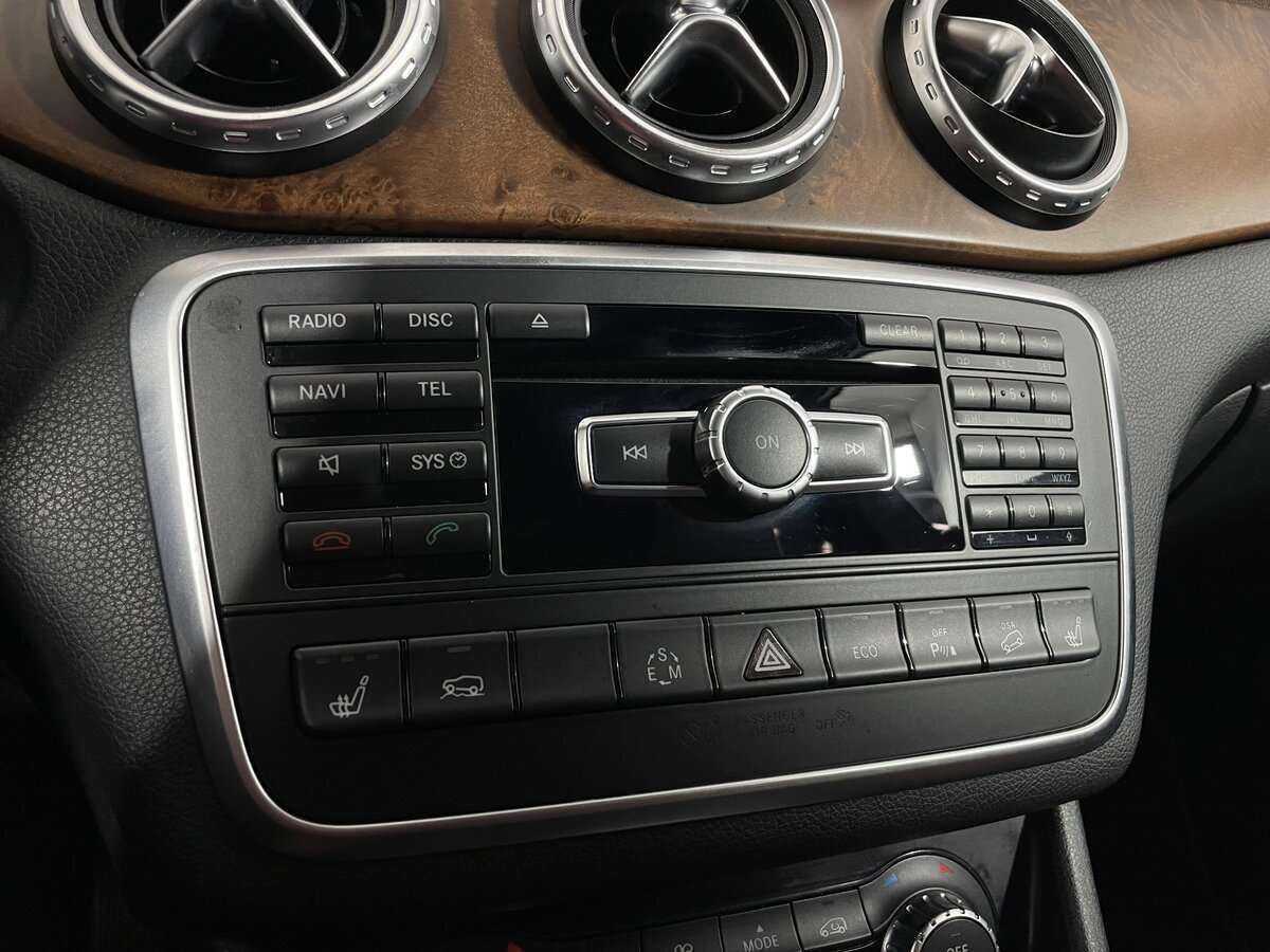 Mercedes-Benz GLA с пробегом — 2014 год. Фото: #17