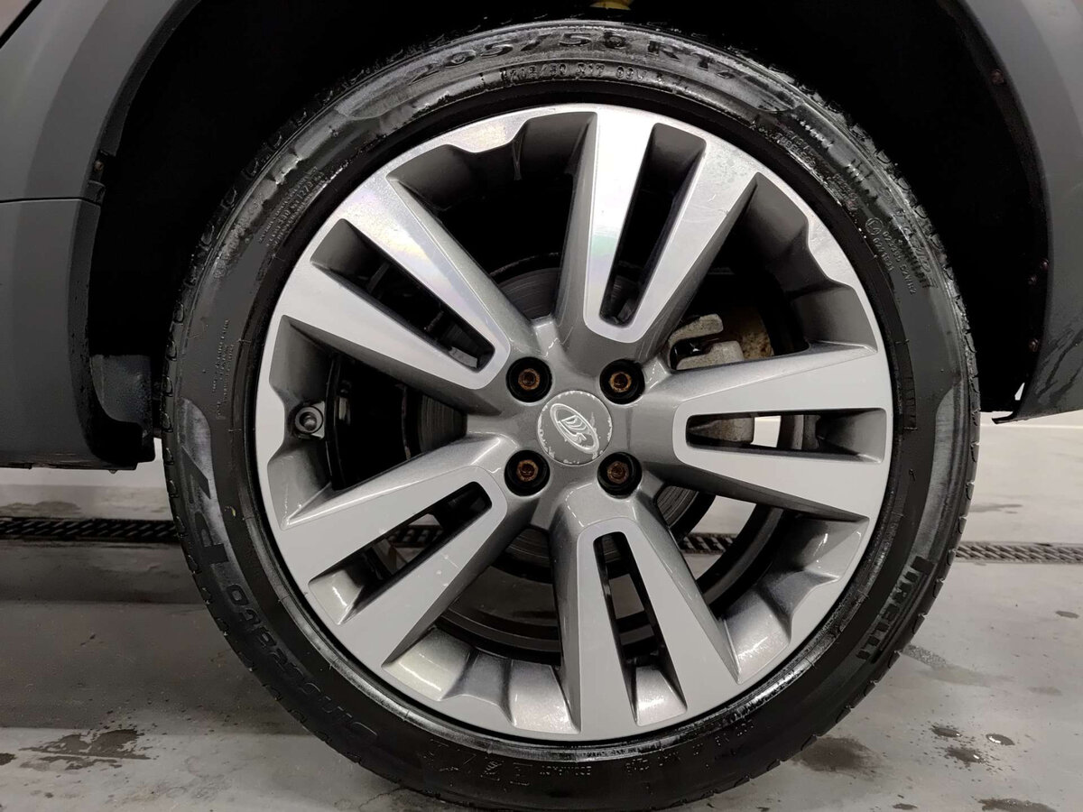 Lada (ВАЗ) Vesta с пробегом — 2019 год. Фото: #16