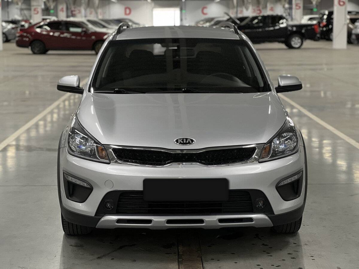 Kia Rio с пробегом — 2020 год. Фото: #1