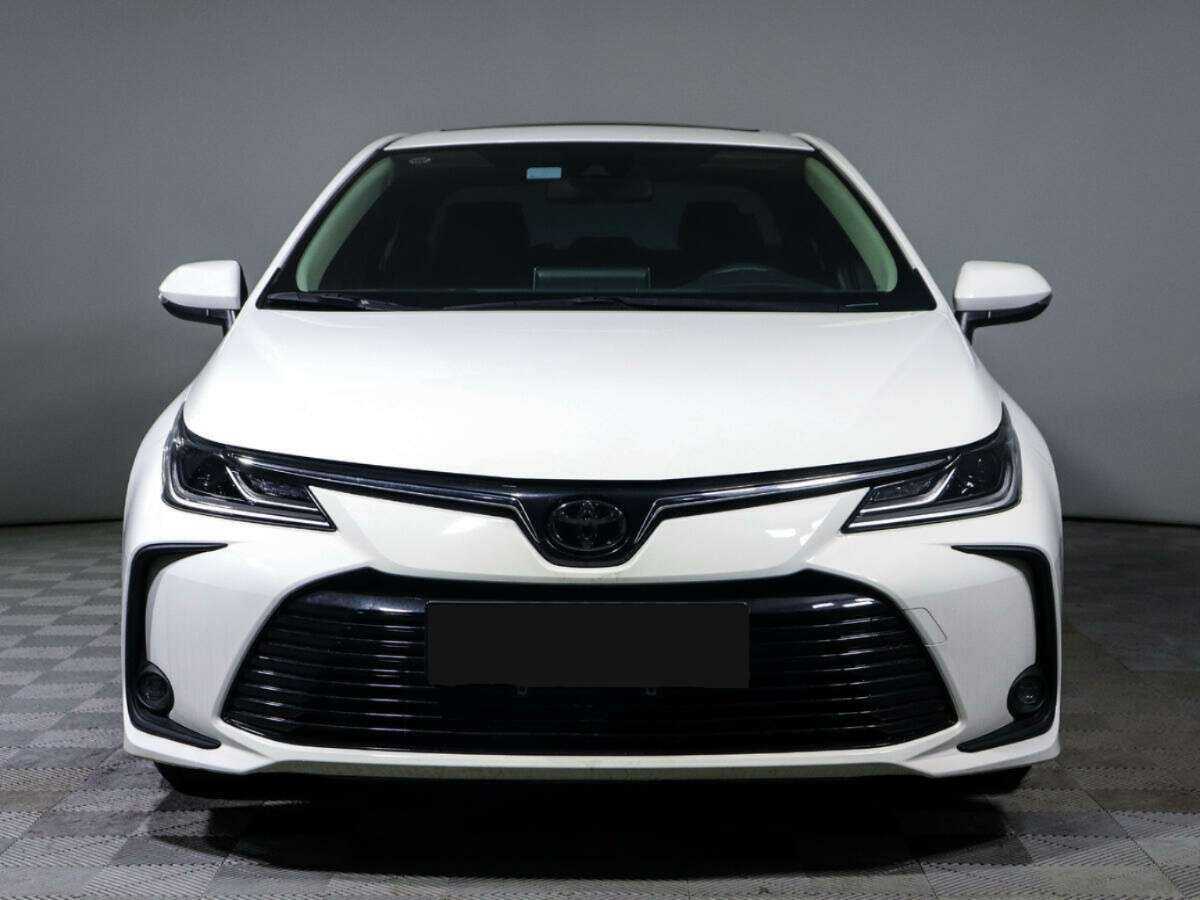 Toyota Corolla с пробегом — 2022 год. Фото: #1