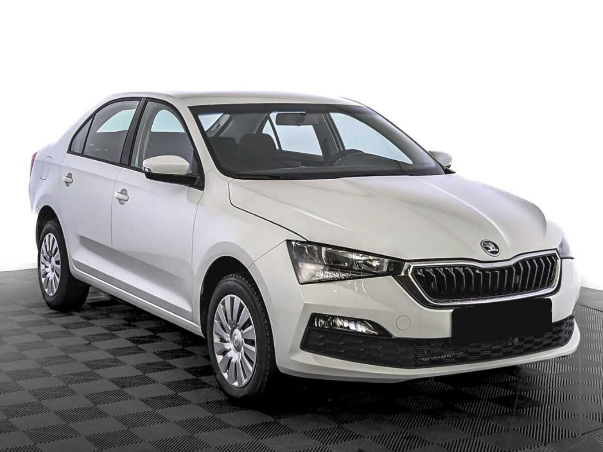 Skoda Rapid с пробегом — 2021 год. Фото: #2