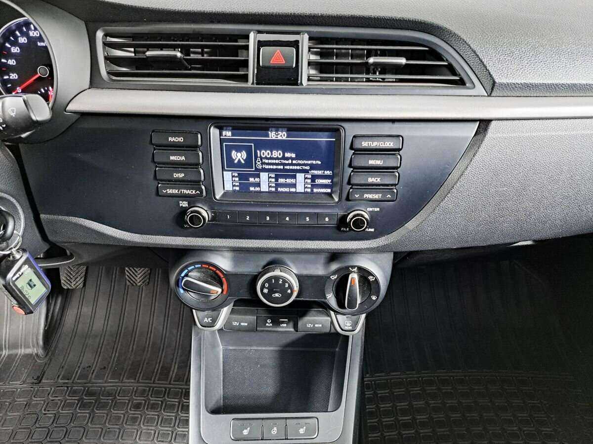 Kia Rio с пробегом — 2018 год. Фото: #10