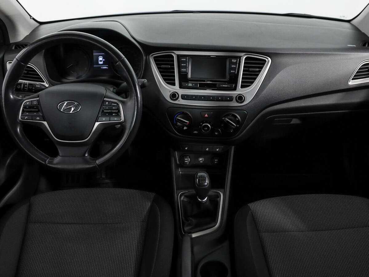 Hyundai Solaris с пробегом — 2019 год. Фото: #12