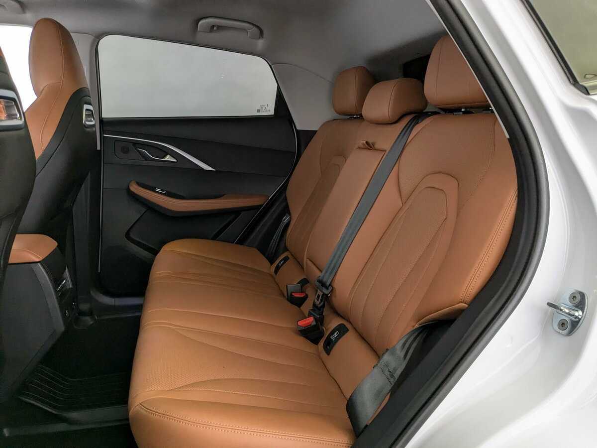 OMODA C5 с пробегом — 2022 год. Фото: #9