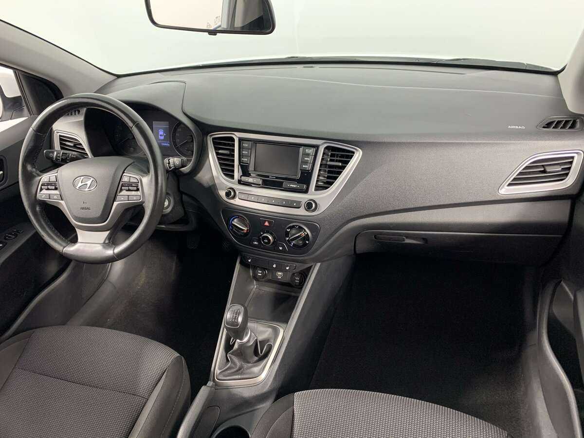 Hyundai Solaris с пробегом — 2019 год. Фото: #7
