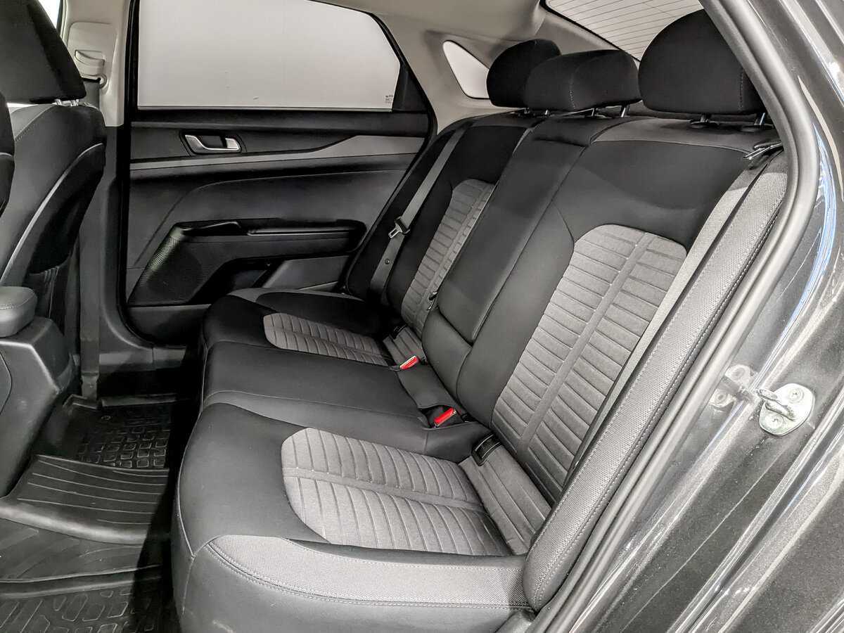 Kia K5 с пробегом — 2021 год. Фото: #11